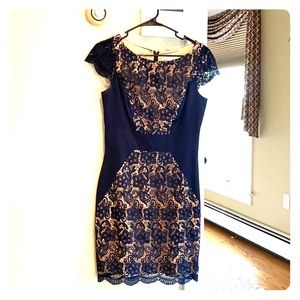 Jessica Simpson navy and cream lace dress